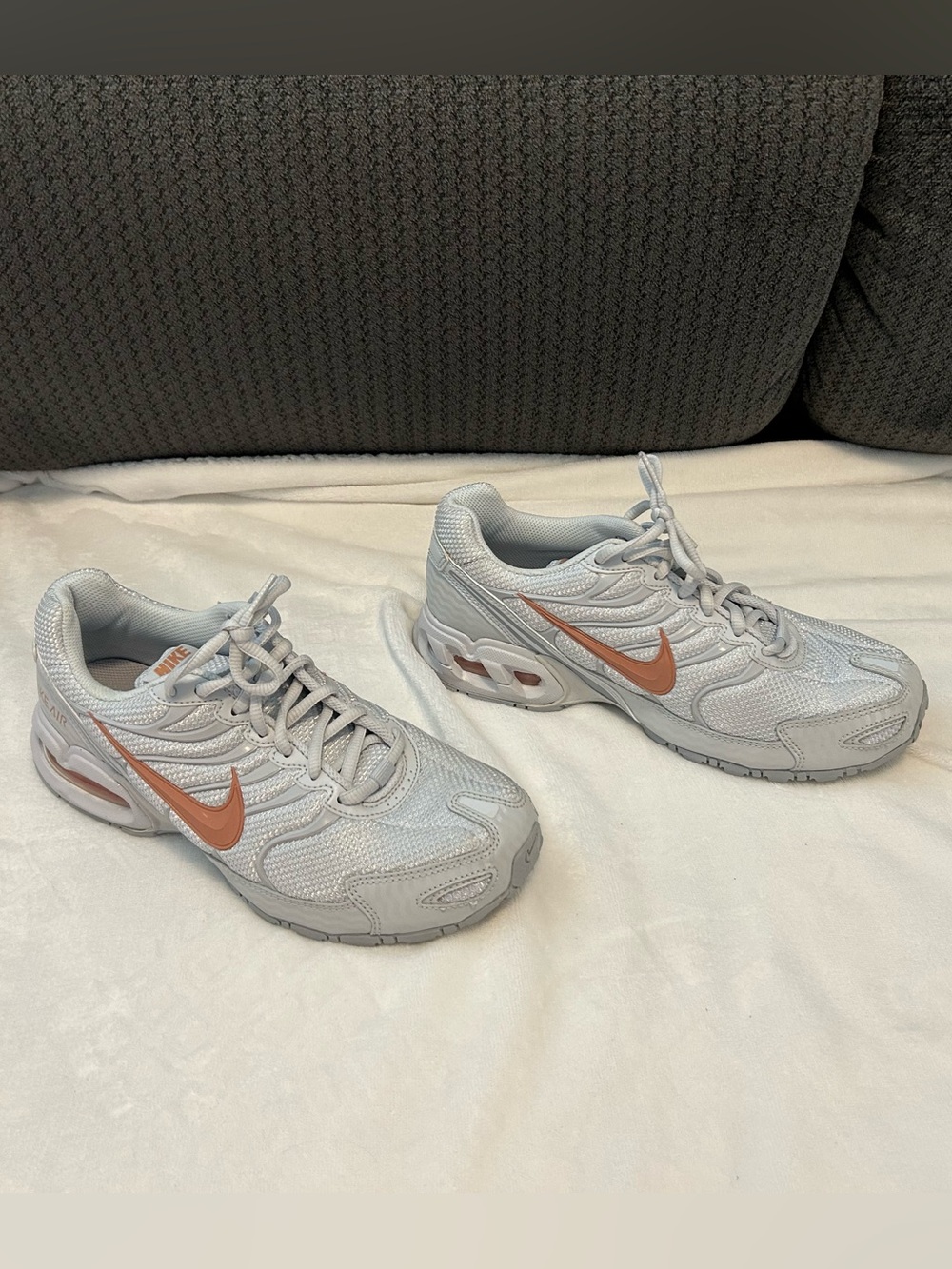 Nike Light Gray/White Running Sneakers